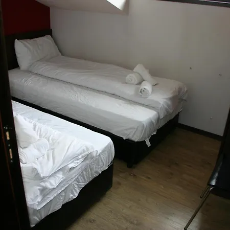 Alexander 3327 Bansko