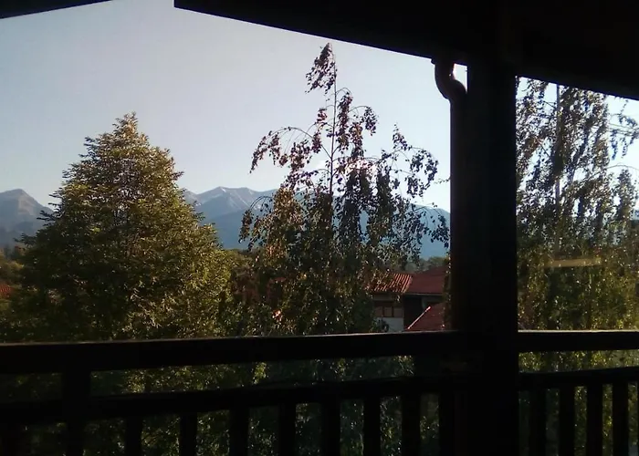 Alexander 3327 Bansko